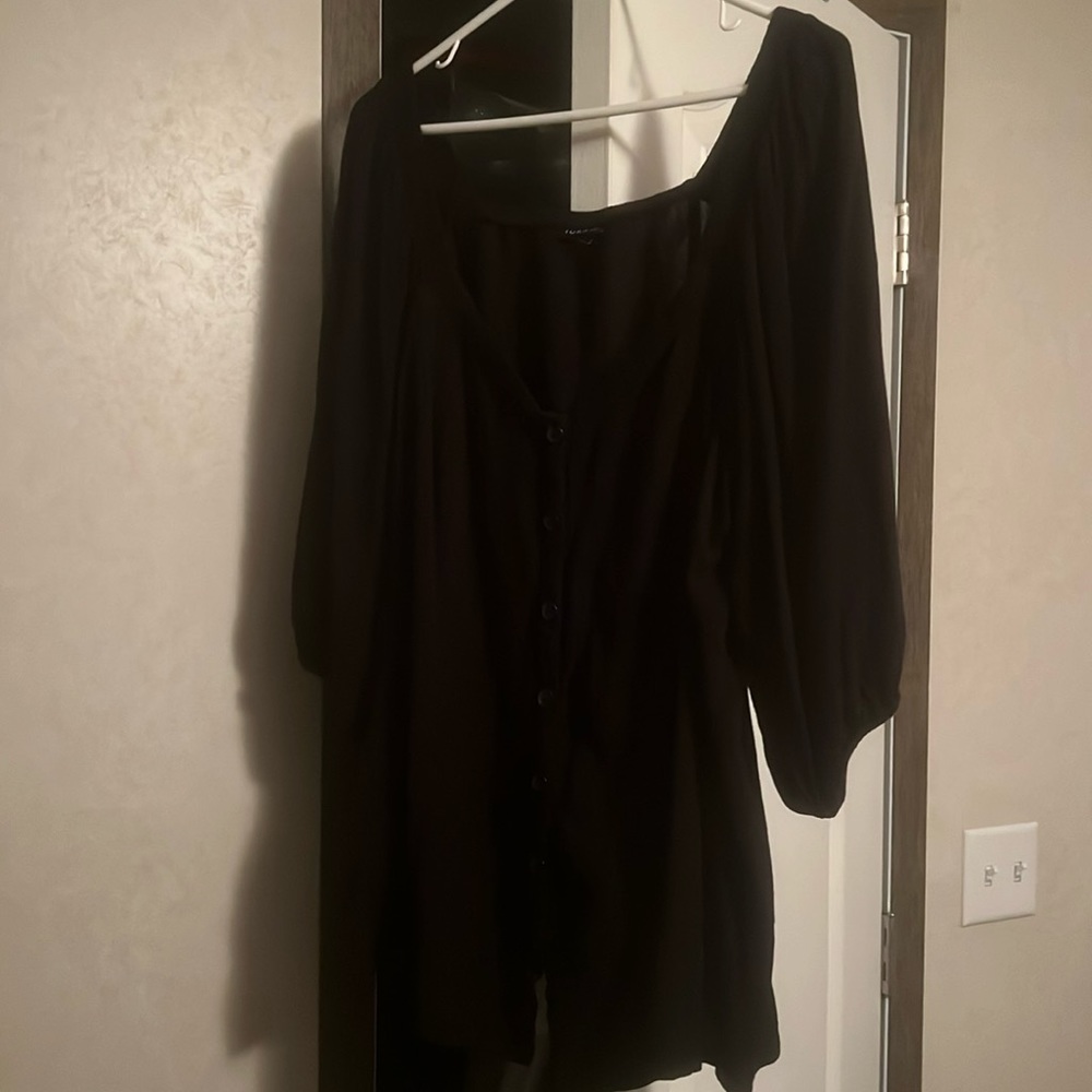 Black shirt torrid 3